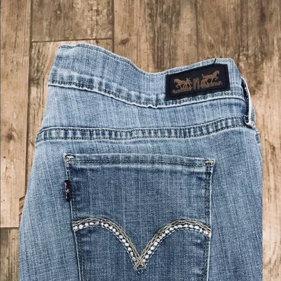 Women's Levi's 515 31/30 Light wash jeans - Picture 4 of 5